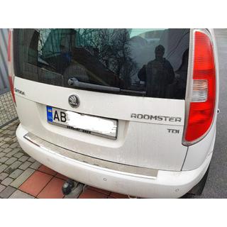 Skoda Roomster Накладка на задній бампер нерж