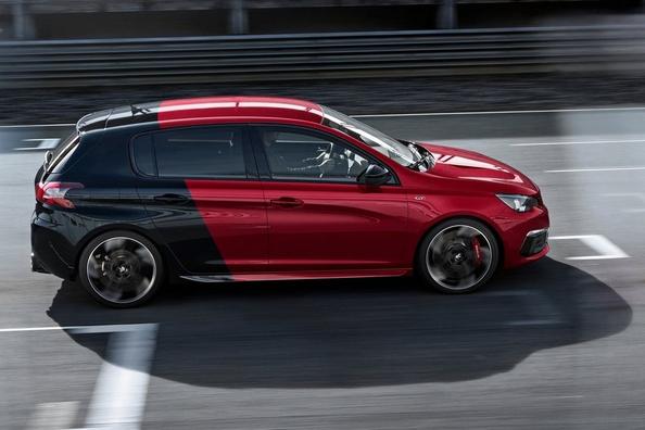 Огляд зарядженого хетчбека Peugeot 308 GTi Фото 1