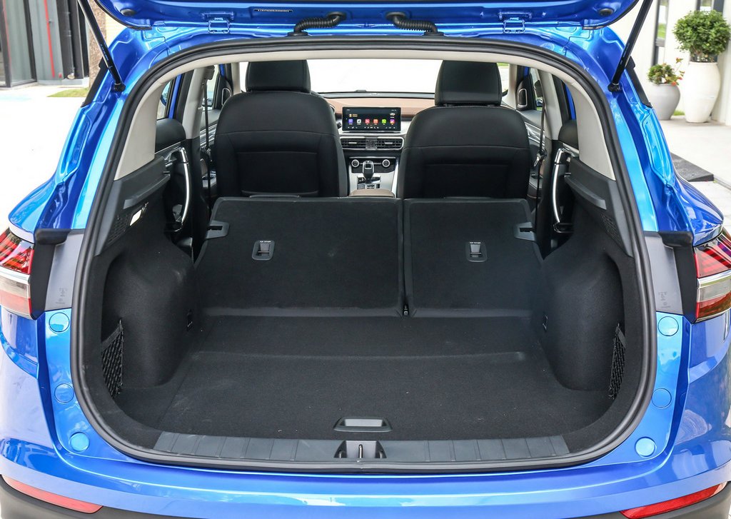 Кросовер Geely SX11: нова модель в лінійці китайської компанії