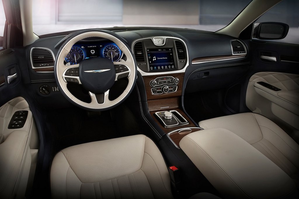 Огляд седана Chrysler 300 другого покоління