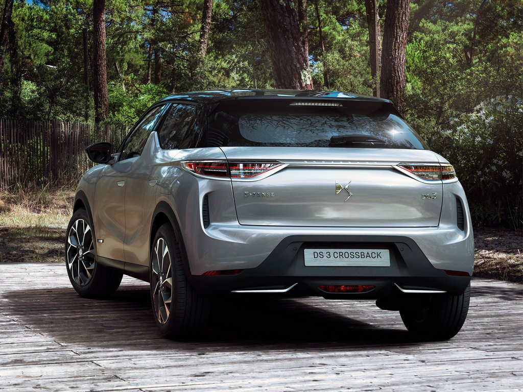 Новий преміальний кросовер DS 3 Crossback