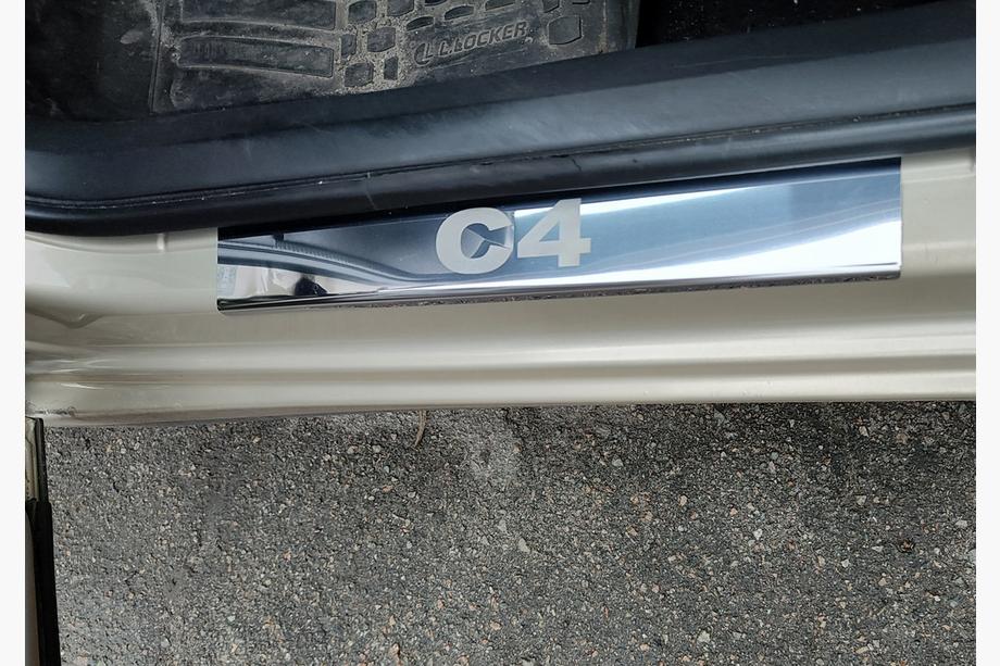 Citroen C-4 2004-2010 рр. Накладки на пороги Carmos (нерж) Image