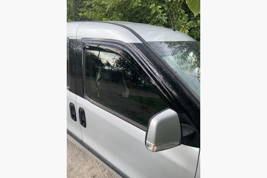 Fiat Doblo II 2010-2022 рр. Вітровики (2 шт, Niken) 2010-2015, 4 штуки Фото 4