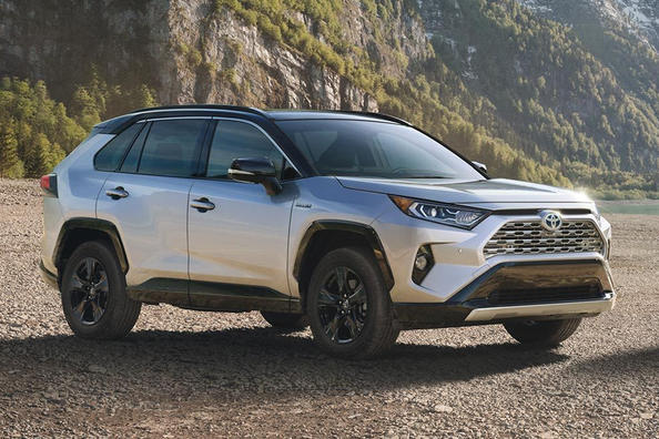 Кросовер Toyota RAV4 п’ятого покоління