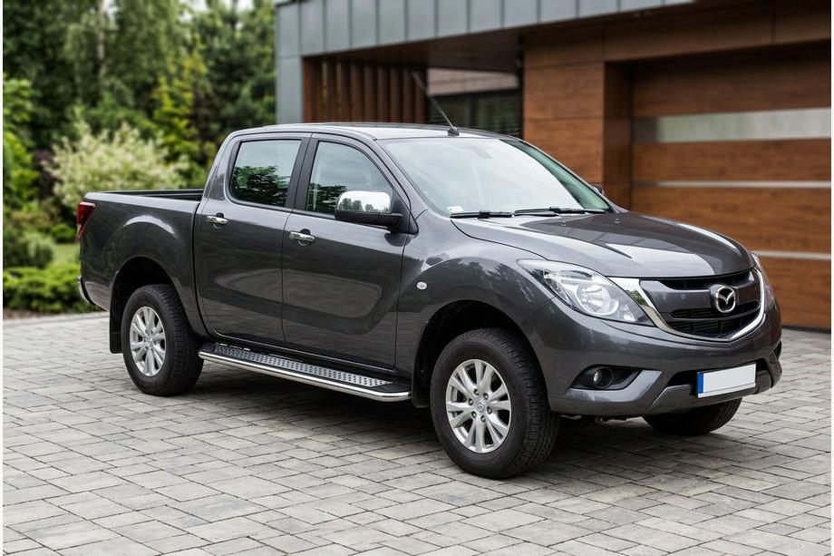 Mazda BT-50 2012- рр. Бокові пороги Maydos v2 (2 шт., алюміній ↗ нерж) Image