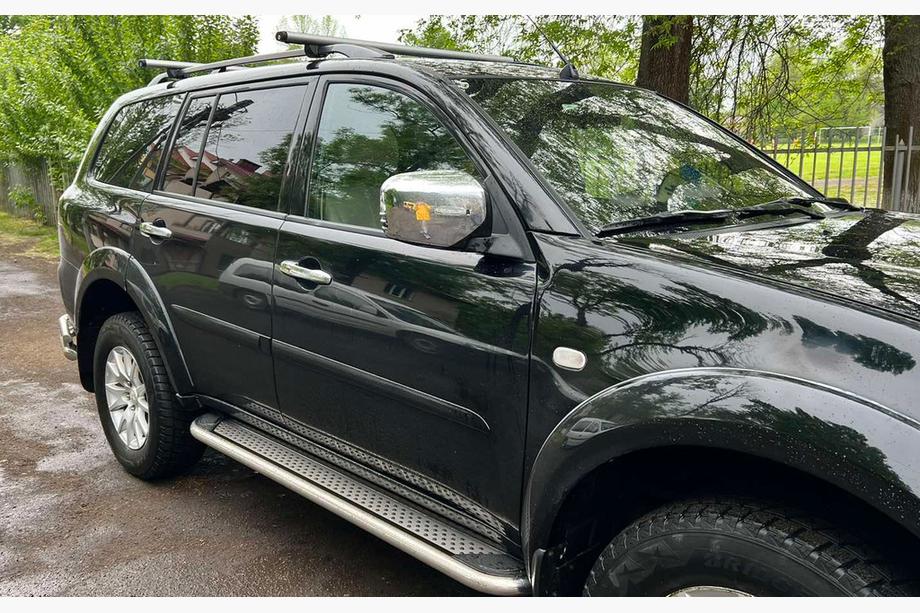 Mitsubishi Pajero Sport 2008-2015 рр. Бокові пороги Maydos V2 (2 шт., алюміній ↗ нерж) Фото 4