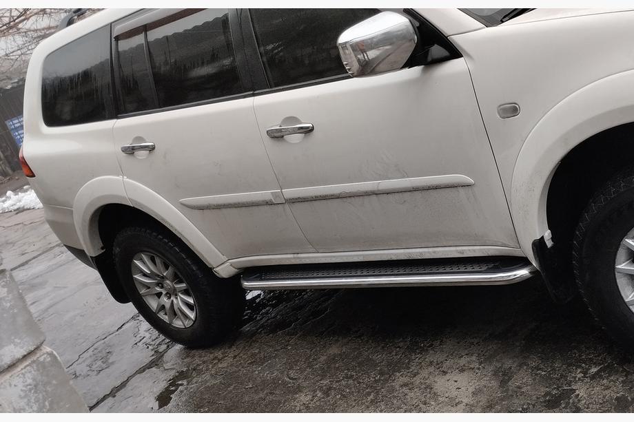 Mitsubishi Pajero Sport 2008-2015 рр. Бокові пороги Maydos V2 (2 шт., алюміній ↗ нерж) Фото 3