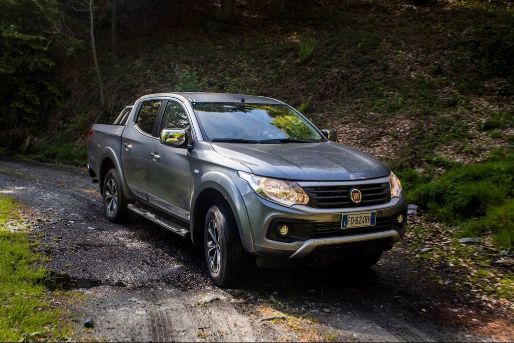 Огляд середньорозмірного пікапа Fiat Fullback