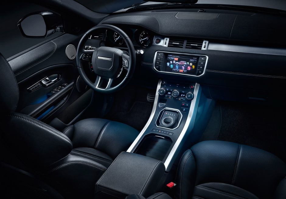 Оновлений преміальний кросовер Range Rover Evoque