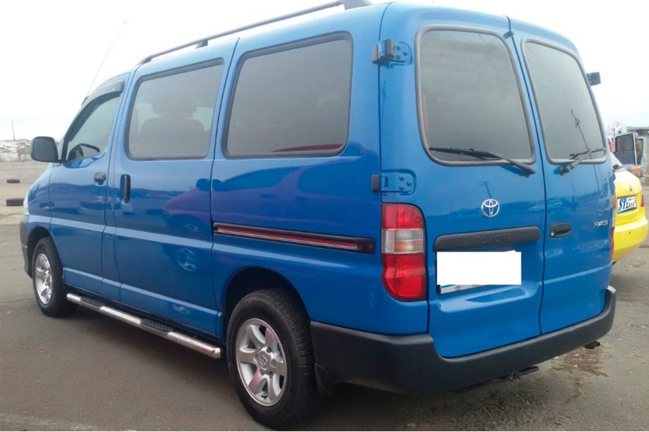 Toyota HiAce Бічні труби (2 шт., нерж) Image