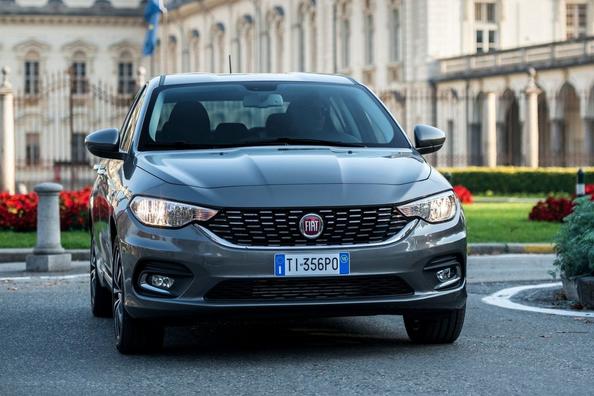 Огляд бюджетного седана Fiat Tipo