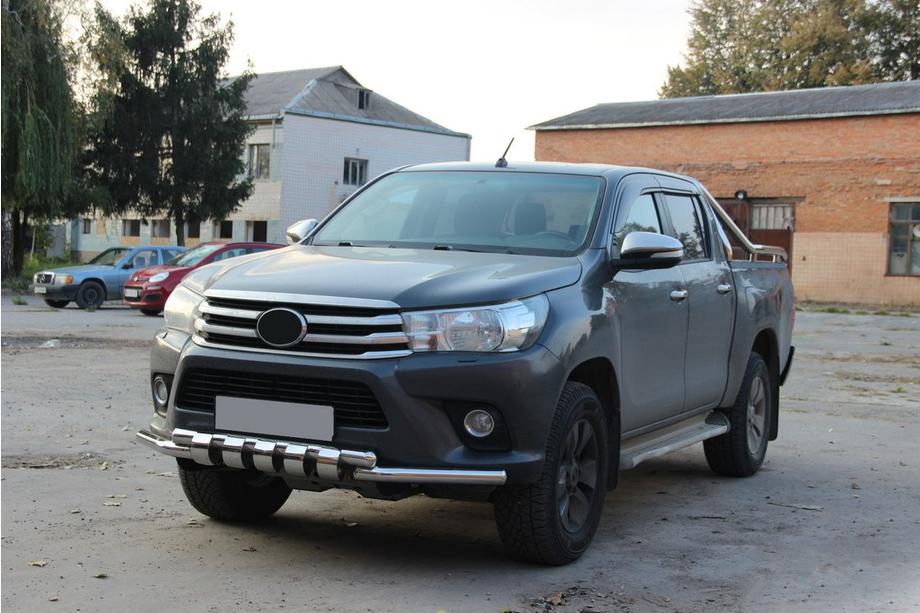 Toyota Hilux 2015- рр. Передній захист F3-34 (нерж.) Фото 3