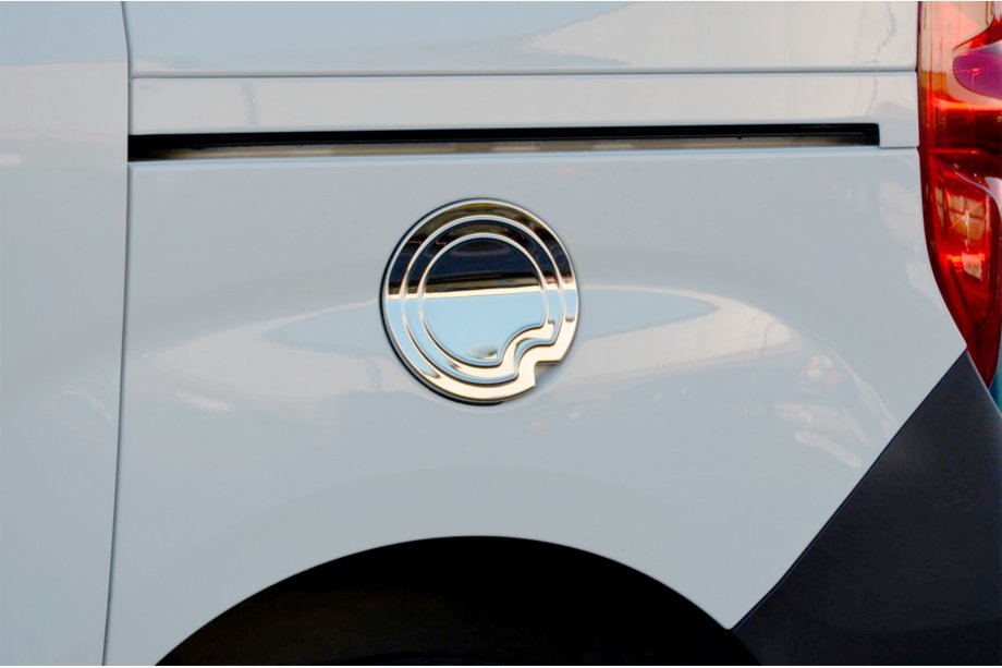 Opel Combo 2012-2018 рр. Накладка на лючок бензобака (нерж.) Image