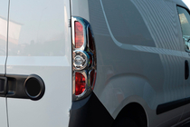 Opel Combo 2012-2018 рр. Окантовка на стопи (2012-2015, 2 шт, пласт) фото 1