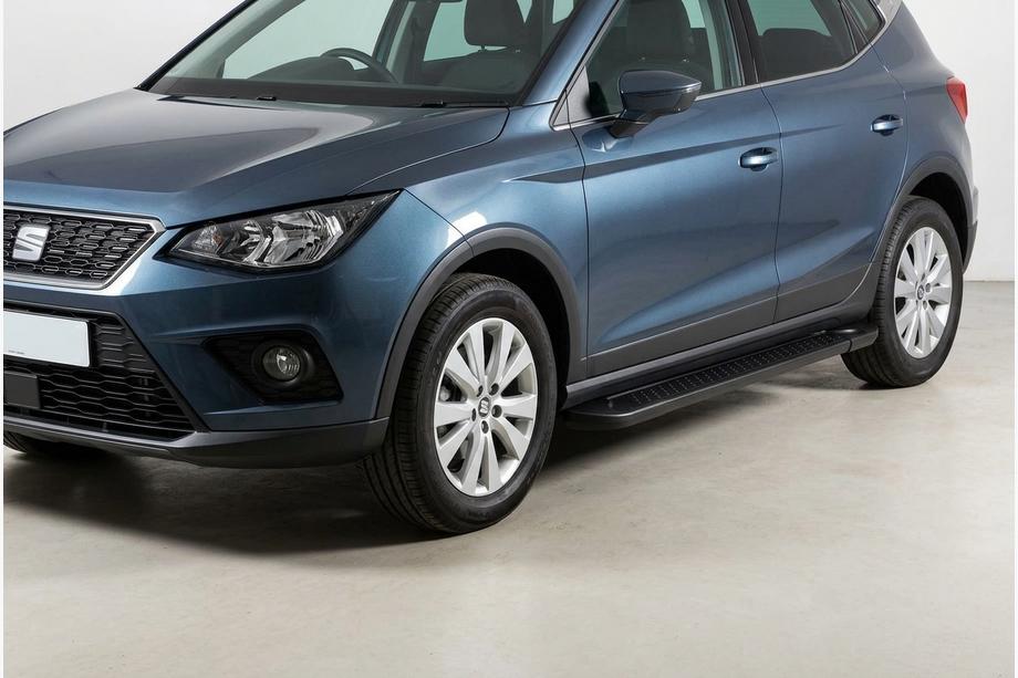 Seat Arona 2017- рр. Бокові пороги Allmond Black (2 шт., алюміній) Фото 1