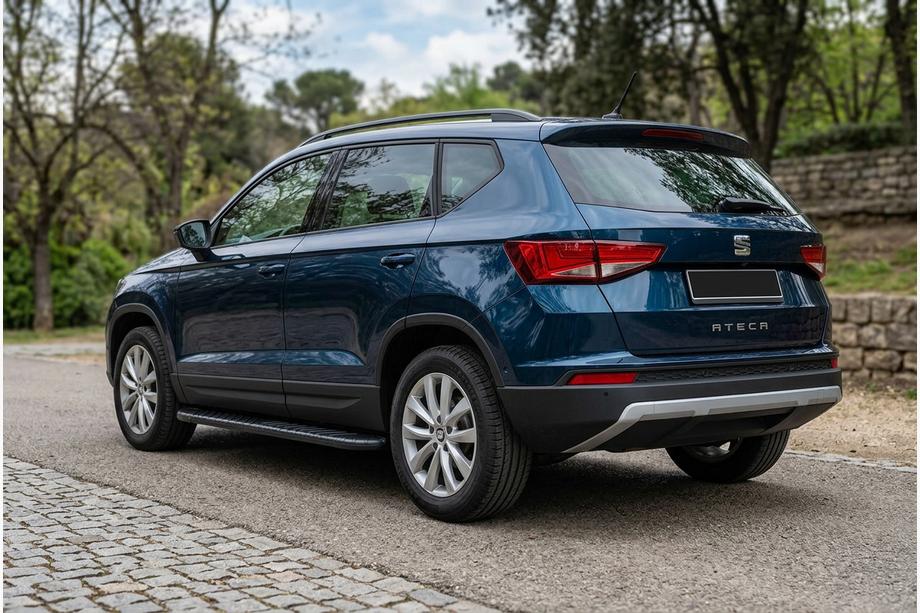Seat Ateca 2016- рр. Бокові пороги Bosphore Black (2 шт., алюміній) Image