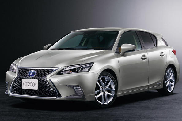 Огляд гібридного хетчбека Lexus CT 200h
