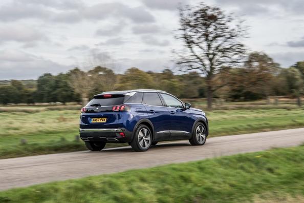Огляд другого покоління Peugeot 3008 (2016–2023): рестайлінг, двигуни, що перевірити при купівлі Фото 5