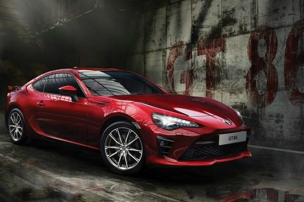 Огляд оновленого купе Toyota GT86 Фото 2