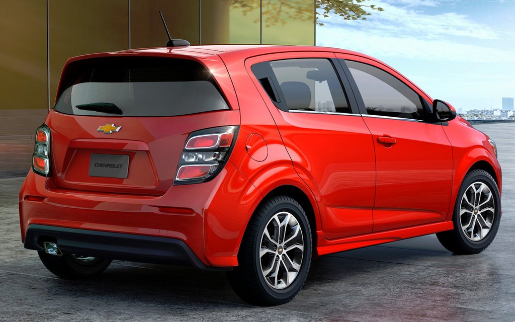 Рестайлінговий хетчбек Chevrolet Aveo