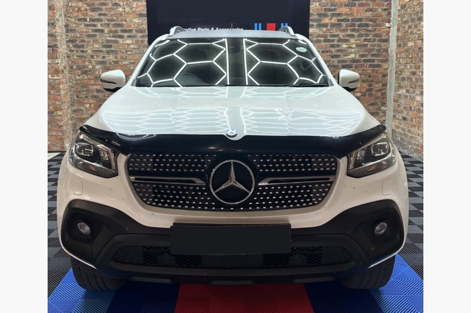 Mercedes X class 2017-2020 рр. Передня решітка Diamond Image