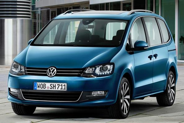 Оновлений мінівен Volkswagen Sharan другого покоління Фото 4