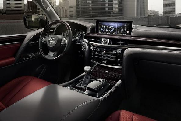 Огляд оновленого позашляховика Lexus LX Фото 5