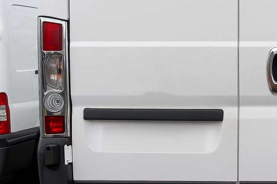 Fiat Ducato 2006-2025 рр. Накладки на стопи пряма (2006-2014, 2 шт, нерж.) Image