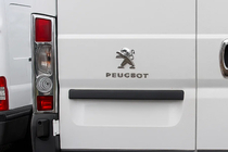 Peugeot Boxer 2006-2025 рр. Накладки на стопи (2 шт, нерж.) фото 1