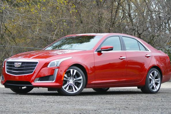 Огляд седана Cadillac CTS третього покоління Фото 2