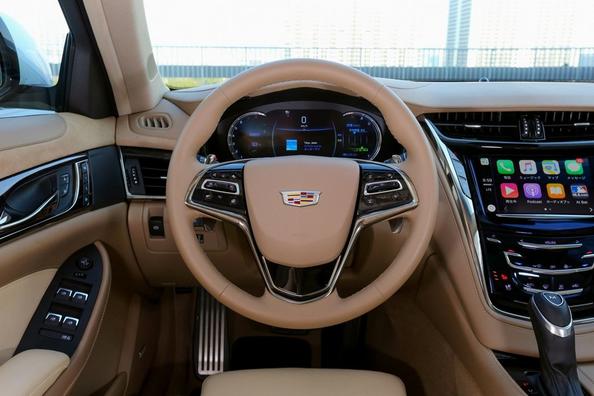 Огляд седана Cadillac CTS третього покоління Фото 5