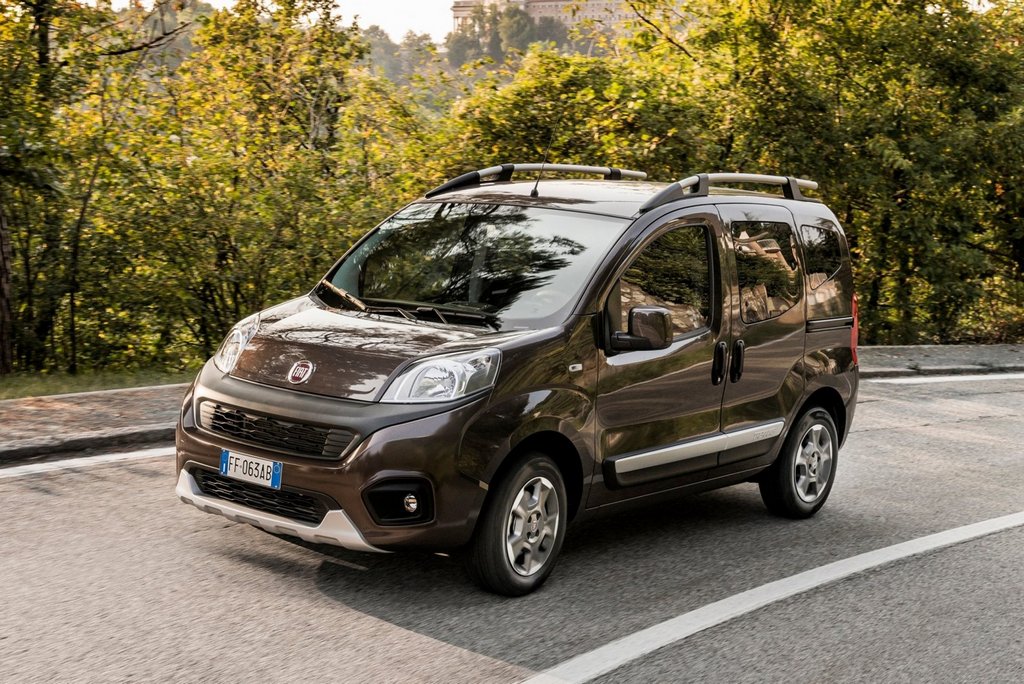 Огляд компактного мінівена Fiat Qubo