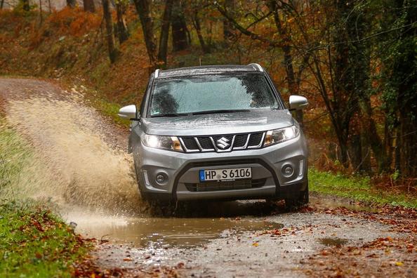 Огляд компактного кросовера Suzuki Vitara S