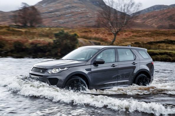 Огляд семимісного кросовера Land Rover Sport