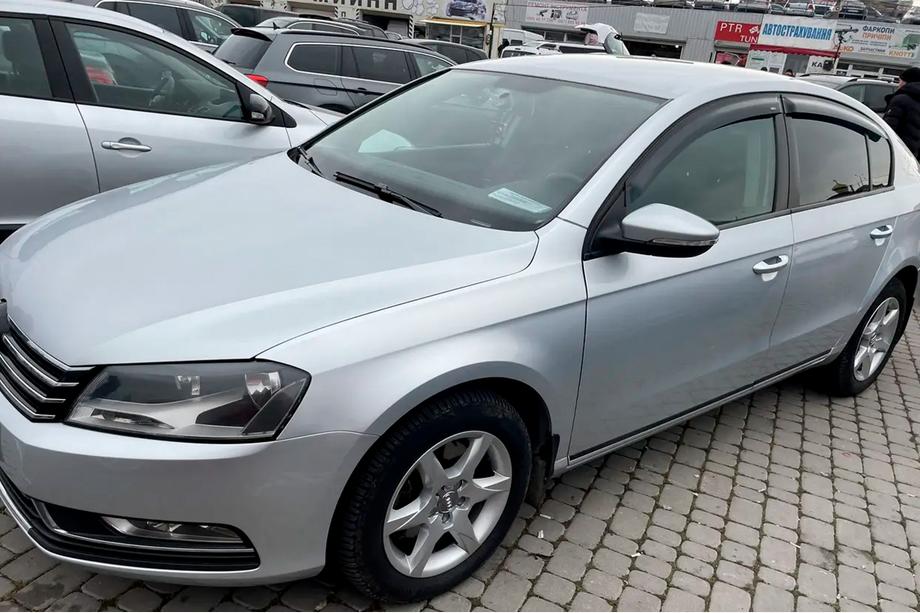 Volkswagen Passat B6 2006-2012 рр. Вітровики SD (4 шт, HIC) Фото 3