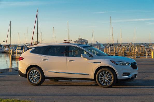 Огляд кросовера Buick Enclave