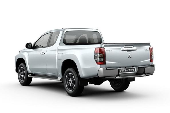 Новий Mitsubishi L200 п’ятого покоління Фото 8