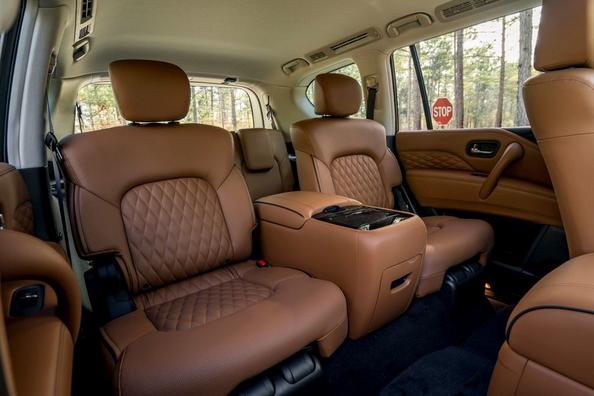 Огляд преміального позашляховика Infiniti QX80 Фото 7