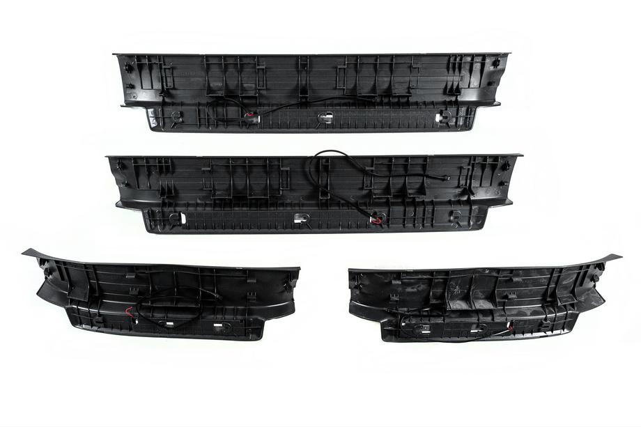 Toyota Land Cruiser Prado 150 2009-2023 рр. Пороги з підсвічуванням (чорні) Фото 5