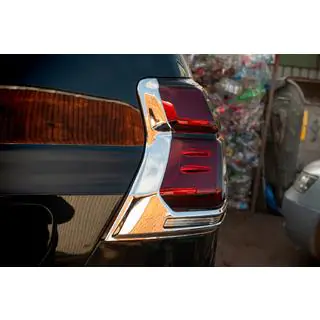Накладки на стопи V1 (2 шт., 2018+) Toyota Land Cruiser Prado 150 2009-2023 рр. фото 3