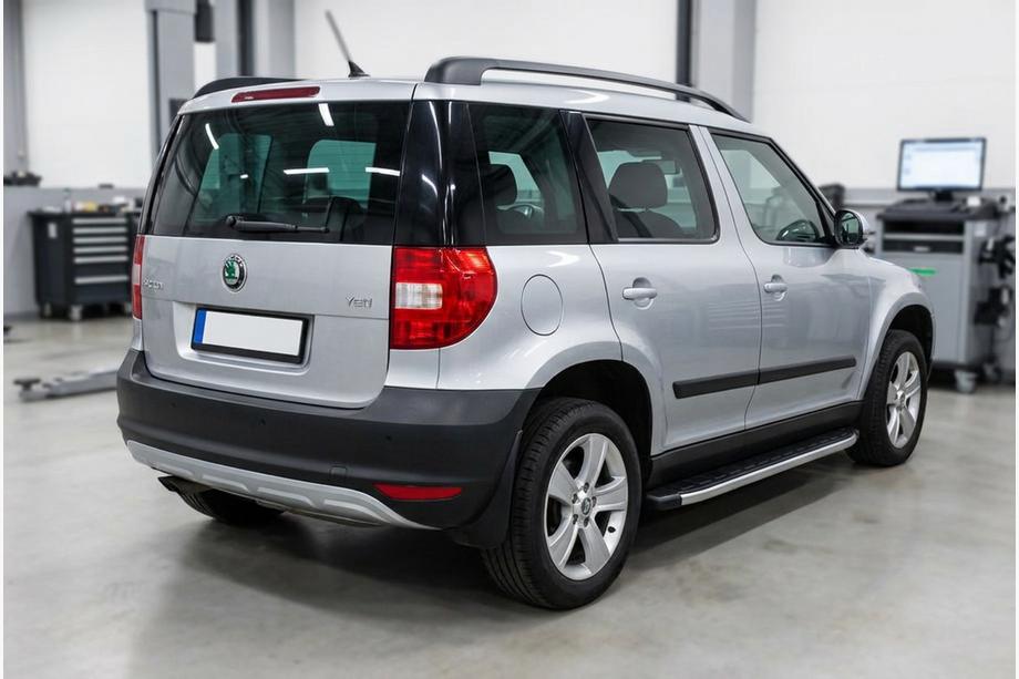 Skoda Yeti 2009-2017 рр. Бокові пороги Fullmond (2 шт, алюм) Image