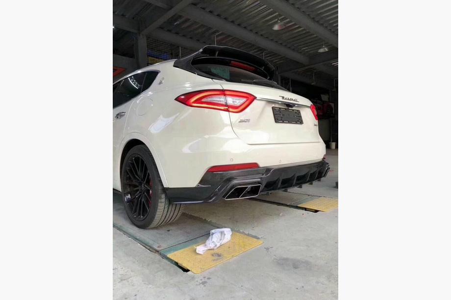 Maserati Levante 2016- рр. Комплект обвісів Mansoru (натуральний карбон) Фото 7