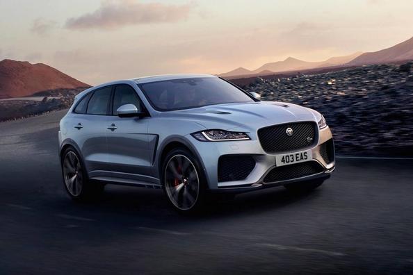 Прокачана модифікація преміального кросовера Jaguar F-Pace SVR Фото 1
