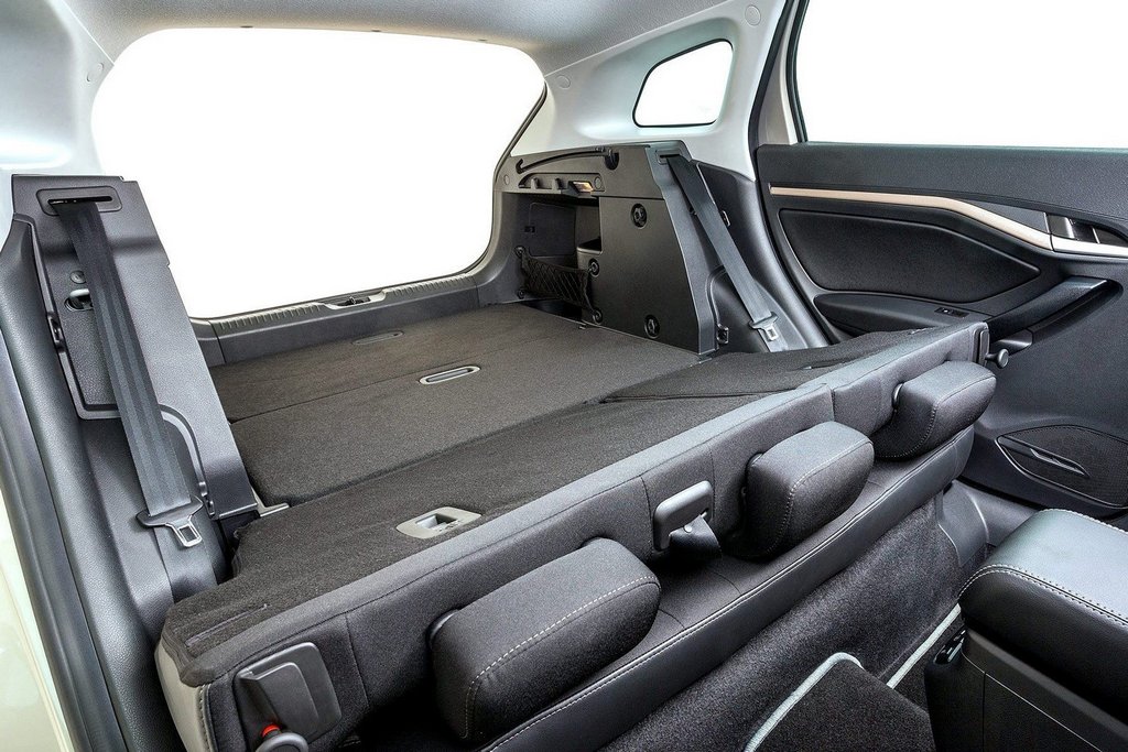 Огляд універсала Lada Vesta SW