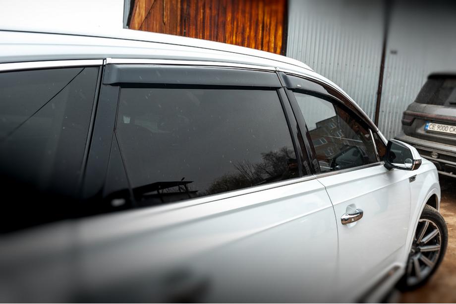 Audi Q7 2015-2026 рр. Вітровики з хром молдингом (4 шт, HIC) Фото 3