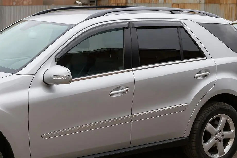 Mercedes ML W164 2005-2011 рр. Вітровики (4 шт, HIC)