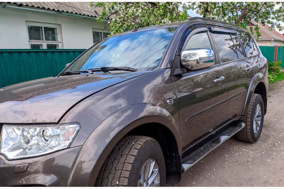 Mitsubishi Pajero Sport 2008-2015 рр. Вітровики (4 шт, HIC) Фото 3