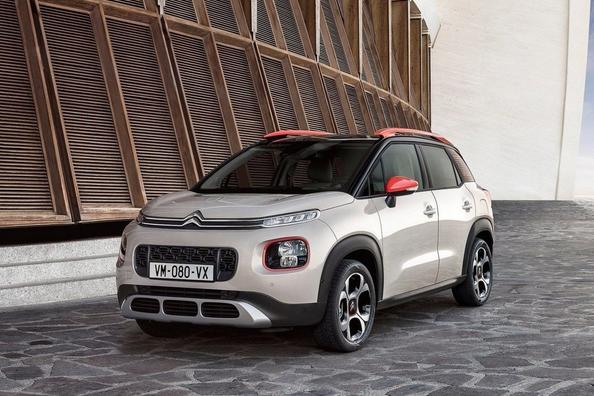 Огляд компактного кросовера Citroen C3 Aircross