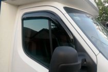 Renault Master 2011-2023 рр. Вітровики (2 шт, HIC) фото 2