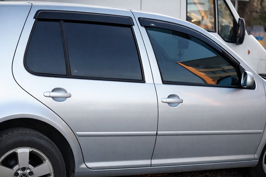Volkswagen Golf 3 1991-2001 рр. Вітровики (4 шт, HIC) Фото 2